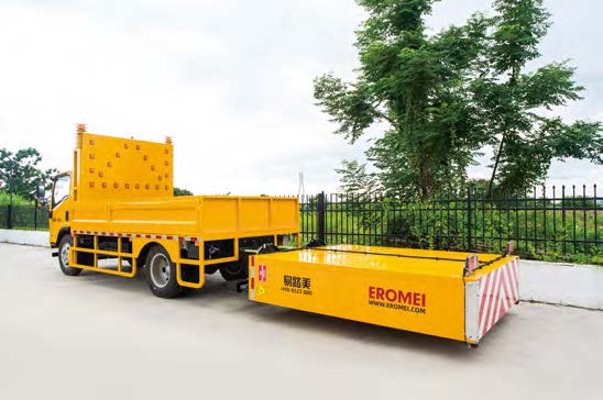 守護(hù)道路安全的移動(dòng)屏障 5110型防撞緩沖車深度解析